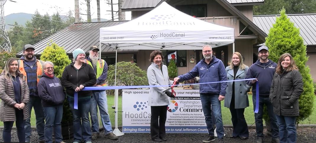 Ribbon cutting for Hood Canal Fiber Extension